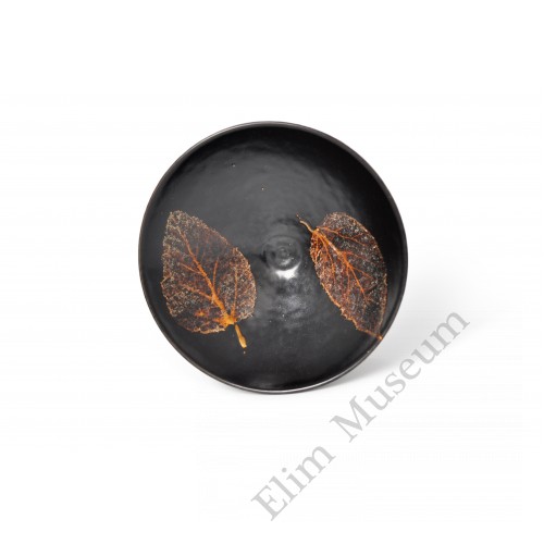 1402 A Jizhou-Ware black glaze leaf bowl